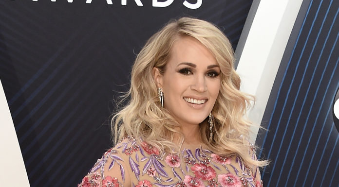 Top 5 Fashion Moments From the 2018 Country Music Awards