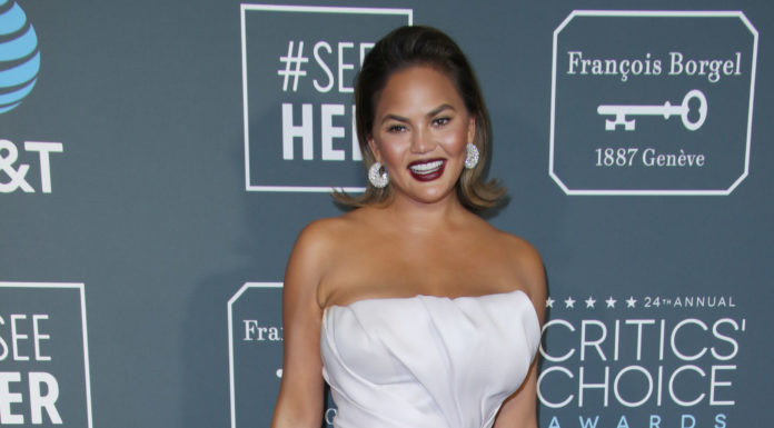 Top 10 Fashion Moments from 2019 Critics’ Choice Awards