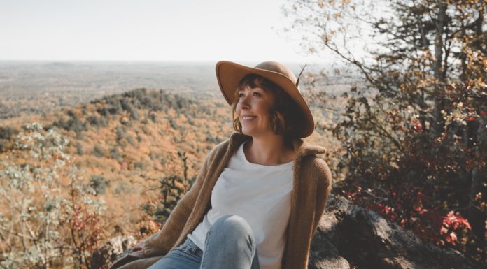 Tips For Transitioning Your Skincare From Summer to Fall