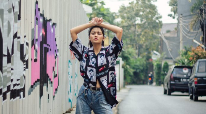 4 Fashion Tricks That Will Make You Look Younger