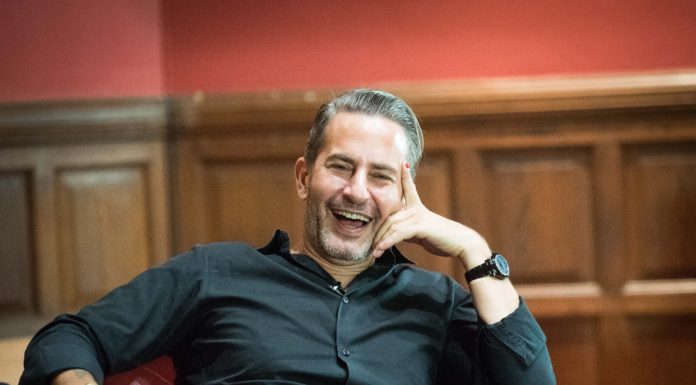 Marc Jacobs Will Be Honored for His Fashion at the MTV VMAs