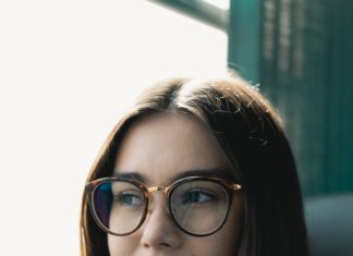 These Habits May be Responsible For the Wrinkles on Your Face