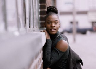 How to Wear a Turtleneck This Fall