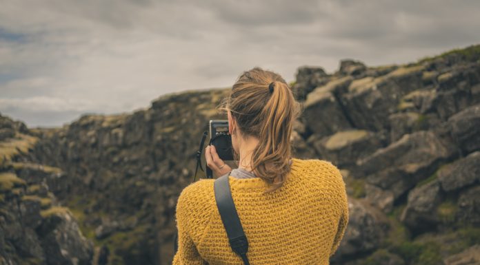 Best Ways to Deal with Bad Hair Days While Traveling