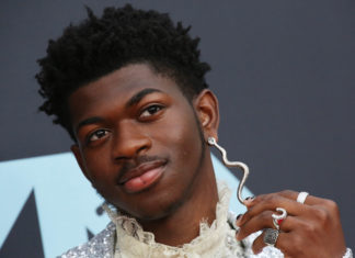 The Single Dangly Earring Trend is Being Seen on Men Everywhere