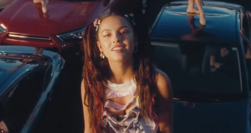 Olivia Rodrigo Pays Homage To Y2K Fashion In “Brutal” Music Video - Our ...