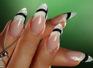 Comic Book Nails Are All the Rage Right Now & Here’s How to Wear Them Nail art