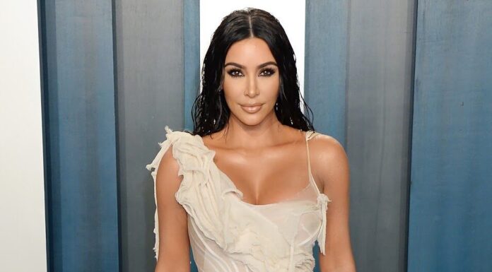 Everything You Need to Know About Kim Kardashian’s New Beats Colab Kim Kardashian at the Vanity Fair Oscar Party in 2020