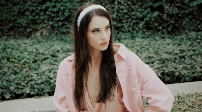 Trend Forecast: These are the Colors to Wear in 2024 Pink