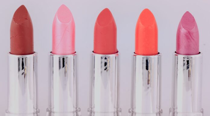 Are Holiday Beauty Box Sets a Nice Gift? Here’s What You Should Know Makeup