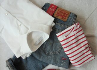 5 Ways to Save Money When Shopping Online Clothing order