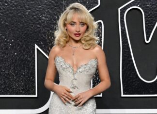 Sabrina Carpenter Launches New Fragrance “Me Espresso” Sabrina Carpenter at the 2024 MTV Video Music Awards in Sep 2024