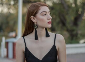 3 Chic Jewelry Trends for Fans of Maximalism Tassel earrings
